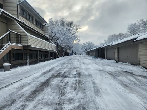 Snow Removal  for K & I Lawn Care Service  in Eden Prarie, MN