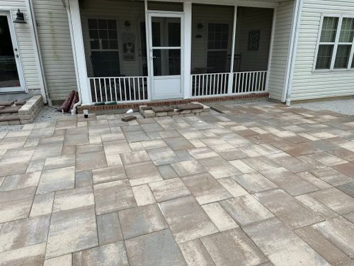 Landscape Installation for Mayfield Landscaping in Staunton, IL