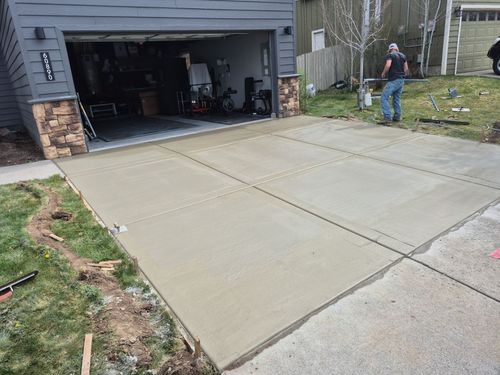 Concrete Slab Construction for TJR Concrete and Construction in Bend, OR