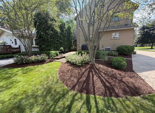Mulch Installation for Youngstown Lawn & Patio Design in Canfield, OH