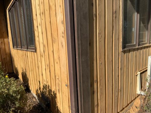 Sanding for Wild West Log home specialists in Corvallis, MT