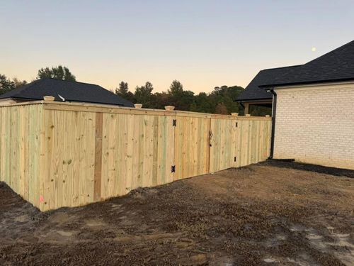 Wood Privacy for 4 In The Fire Fencing LLC in Darlington, SC
