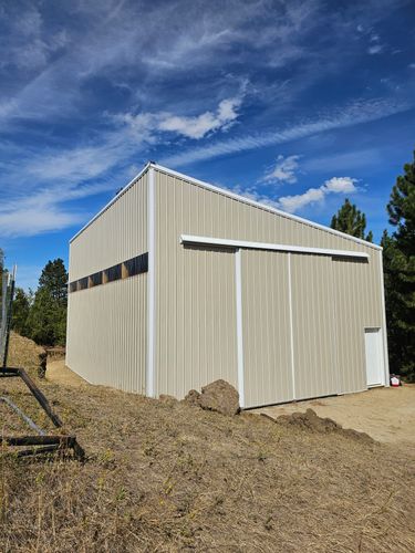 Pole Barn Construction for Blue Mountain Construction in Roundup, MT