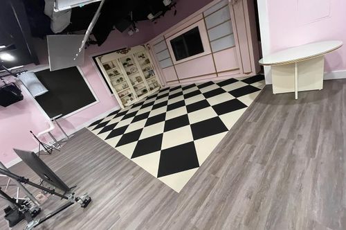 Commercial Flooring for Wall To Wall Flooring in 2081 E Division St,  Arlington TX