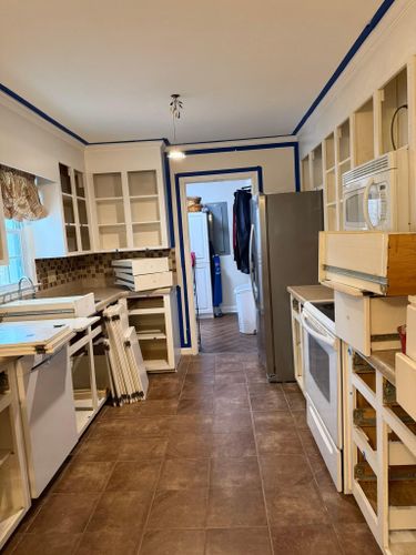 Kitchen and Cabinet Refinishing for Make It Happen Painting LLC in Lamar, SC