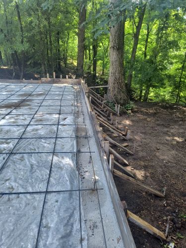  for Layne It Down Concrete Artisan in Clarksville, TN