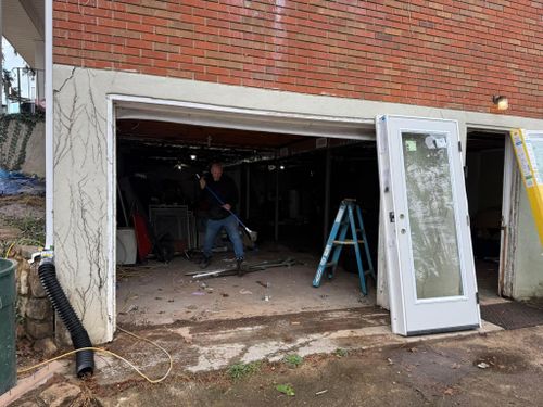 Window & Door Replacement for Top Notch Painting and Remodeling in Vinton, VA