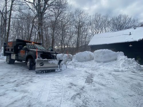 Snow Removal for LJ Lawn & Property Maintenance, Inc. in Cold Spring, New York