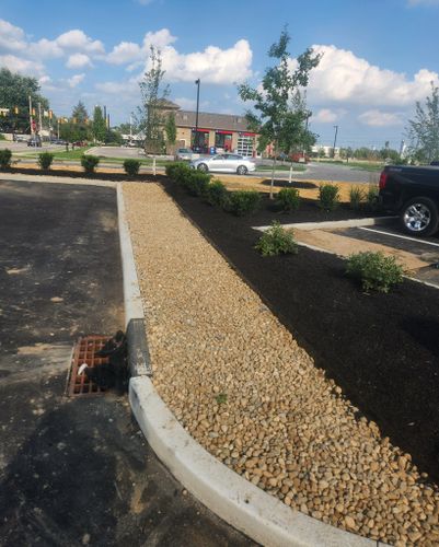 Mulch Installation for Stafford.Works in Hendricks County, IN 