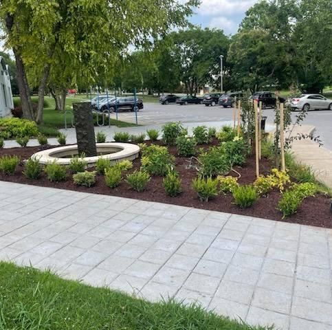 Mulch Installation for Russell's Lawn Care Plus in Nashville, TN