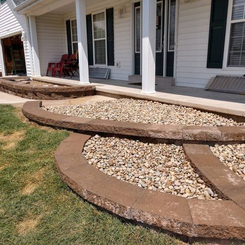 Landscape Installation for VQ Land & Stone in St. Louis, MO