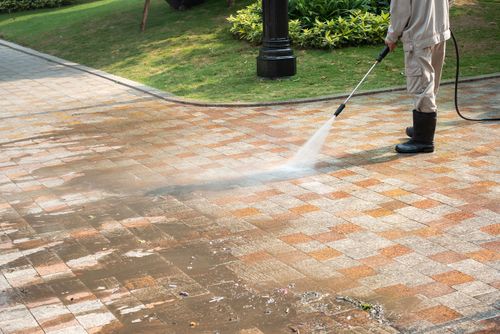 Power Washing for Epix Painting & Decor in Chicago, Illinois