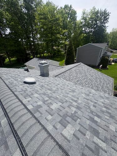 Roofing Installation for Rise Above Roofing in Stow, OH