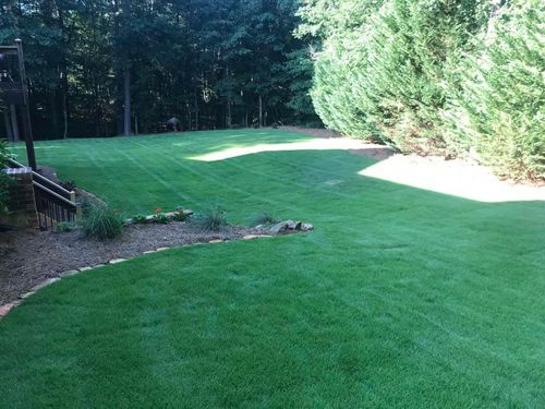 Lawn for Pinnacle Property Maintenance LLC in McDonough, GA