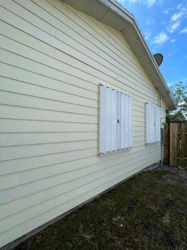 Home Softwash for C & C Pressure Washing in Port Saint Lucie, FL