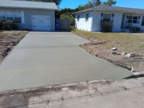 Sidewalk Installation for Combat Concrete LLC in St. Petersburg, FL