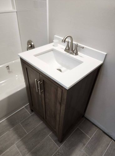 Bathroom Remodeling for Valley Vision Construction LLC in Troy, OH