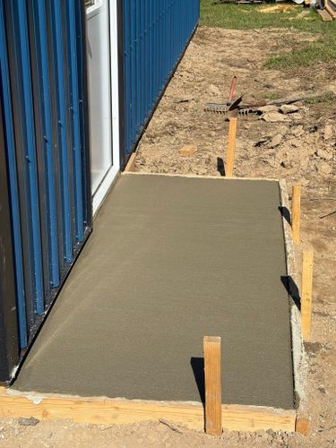 Driveways & Sidewalks for Whitfield Concrete Construction in Solsberry, IN