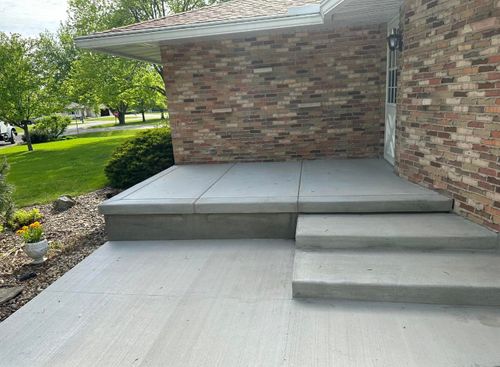  for Donahue Concrete in Streator, IL