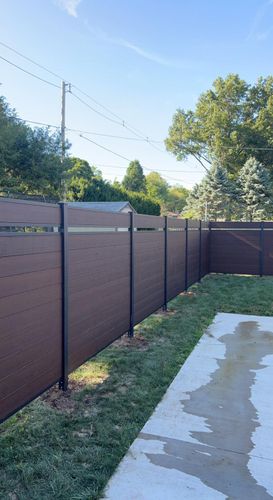 Composite Fences for Illinois Fence & outdoor co. in Kewanee, Illinois