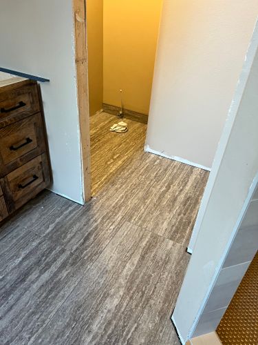  for R. Royal Floors in Royalton, MN