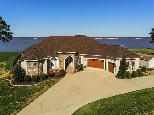 Efficient Roof Repair Services in Mechanicsville, MD for Summit Exteriors, LLC  in Southern Maryland,  MD