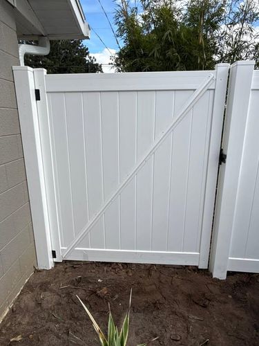 Vinyl Fencing for Nettles Fence in Lake County, FL