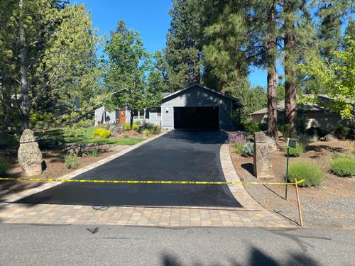 Driveway Sealcoating for Pacific Sealcoating in Black Butte Ranch, OR