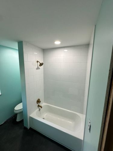 Custom Showers for Down Home Contracting in Beaver County, PA