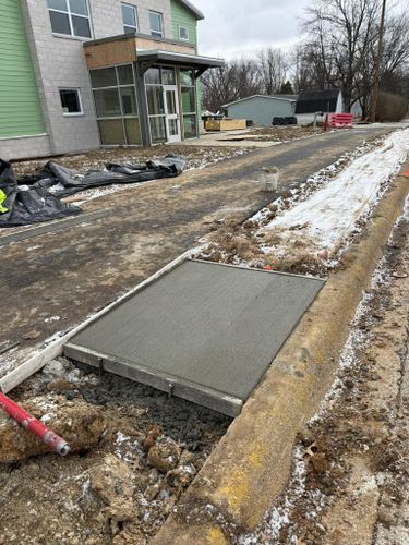 Porches, Patios, & Firepits for Whitfield Concrete Construction in Solsberry, IN