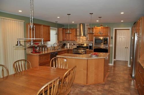 Kitchen Renovation for A Cut Above Remodels LLC  in Oakland County,  MI