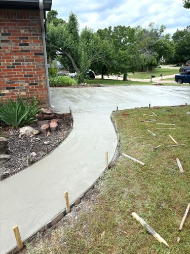 Concrete Services Patio,Driveways,sidewalks for Divine Landscaping  in Stillwater, OK