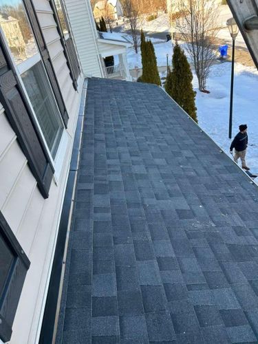 Roofing for La Bendicion Construction LLC in Annandale, VA