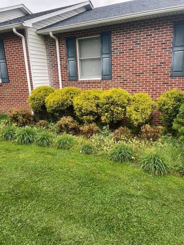 Landscape Design & Install for Simmons Brothers Investments in Pounding Mill, VA