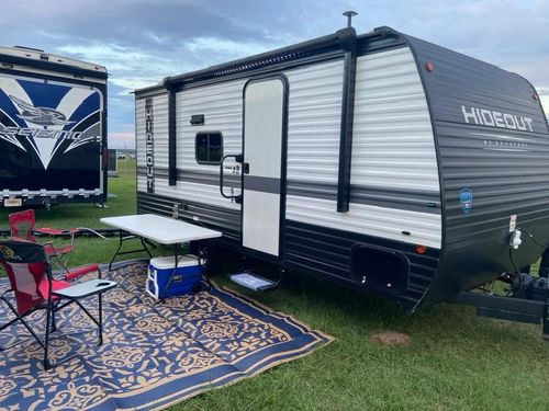 Long Term Rentals for Paradise RV Rentals in Perry, GA