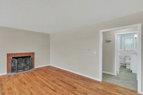 Under Contract: 419 Main St, Somers, CT 06071 for Nelson Foss - Realtor in South Windsor, CT