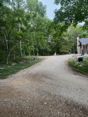 Gravel Services for DIRT PLUS LLC in Bowling Green, KY