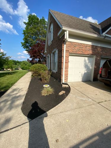 Mulching for Castle JR Landscaping & Painting LLC in Cincinnati, OH