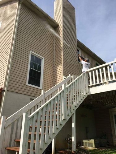 Deck Staining and Siding for E-Painting in Knoxville, TN