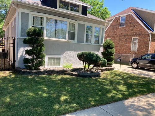 Shrub Trimming for Superior Lawn Care & Snow Removal LLC  in Chicago, IL