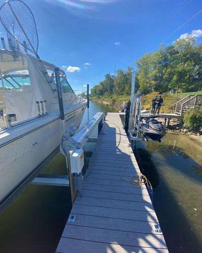 Boat lift Installation for Wagner's Lift and Dock Shop LLC in Watervliet, MI