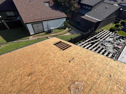 Roofing Replacement for Royalty Contracting Roofing in Saginaw, TX