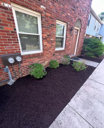 Mulch Installation for Green Hills Lawn Service in Washington, PA