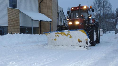 Commercial Snow Plowing & Removal Services for Grassy Turtle Services, LLC.  in Oxford, CT