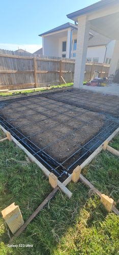 Driveways for Martin's Masonry & Landscaping in Leander, TX