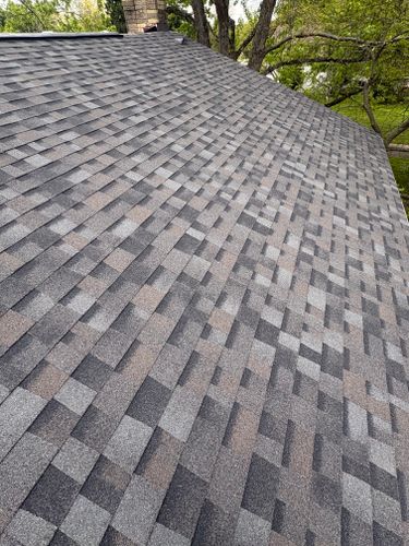 Roofing Installation for Rise Above Roofing in Stow, OH