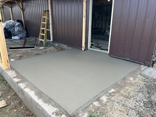 Driveways for LABS Concrete in West Liberty, IA