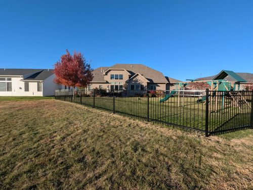 Fence Installation for Illinois Fence & Outdoors in Kewanee, IL