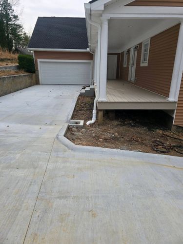  for Williams Lawn and Land in Sharps Chapel, TN