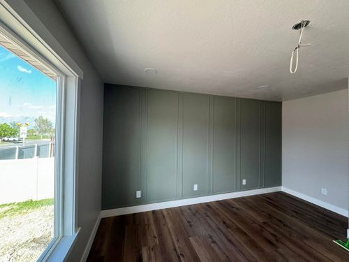 LVP Flooring for Elite Construction & Painting in Orem, UT